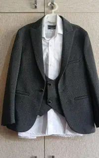 کت شلوار و لباس