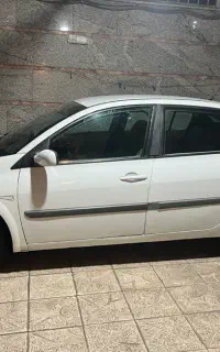 مگان ۲۰۰۰ اتومات