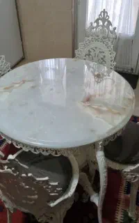 میز و صندلی برنز