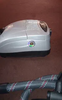 جاروبرقی بوش