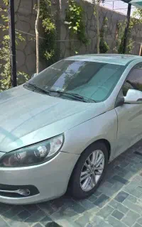 جک J5 اتوماتیک در حد نو