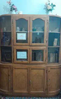 کمد و ویترین چوبی