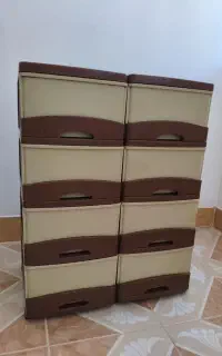 2  عدد  کشو پلاستیکی ۴ تایی