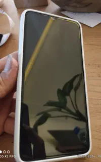گوشی M3 بدون خط خش