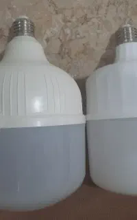 لامپ ۵۰ وات و ۴۰ وات