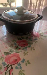 قابلمه چدن ام جی اس