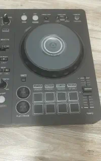 کنترلر Pioneer DDJ-FLX4 - بسیار تمیز و در حد نو ‌