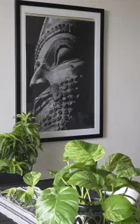 نقاشی سیاه قلم کوروش هخامنش  ۱۰۰ در ۷۰