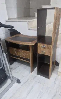 میز تحریر همراه کتاب خانه
