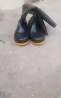 چکمه مخصوص کار