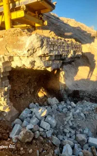 تخریب و کنده کاری با پیکور