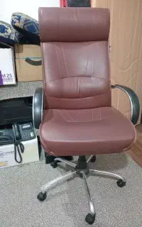 صندلی اداری مدیریتی
