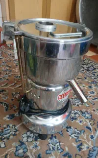 آب میوه گیری صنعتی