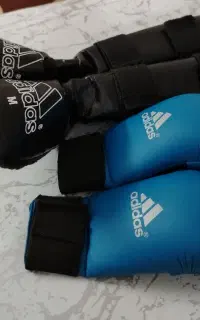 ساق و دستکش کاراته