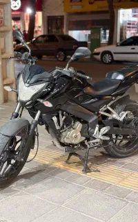 آن اس 200