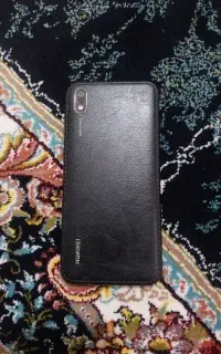 گوشیy5