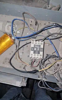 تعمیرات کولر پنجره ای و اسپلیت در محل