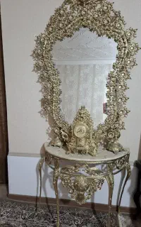 آیینه و شمعدان