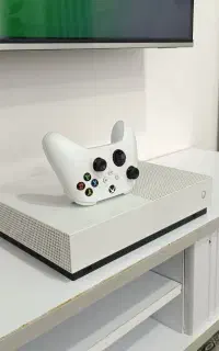 ایکس باکس وان اس ۱ترابایت دو دسته