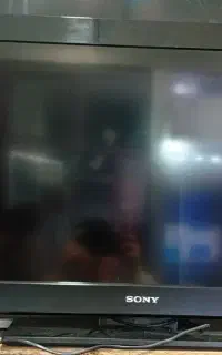 تلوزینه 32 بی عیب سونی