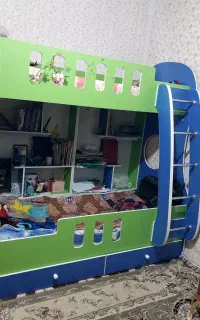 تخت دوطبقه چوبی