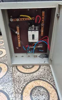فروش جعبه فیوز با قطع کن کره ای اصل ۱۰۰A سه فاز