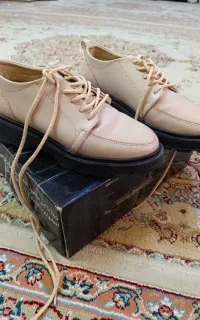 کفش لوفر کرمی