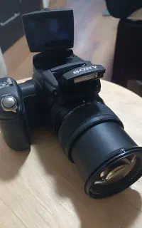 دوربین عکاسی سونی مدل DSC-R1  Cyber-shot