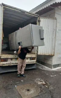 اتوبارکسری(حمل اثاثیه مسکونی واداری تجاری)رشت