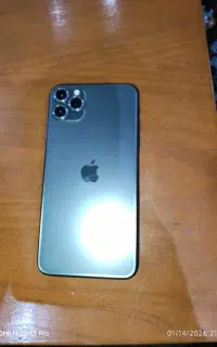 فروش آیفون 11پرو مکس ۶۴باطری ۱۰۰