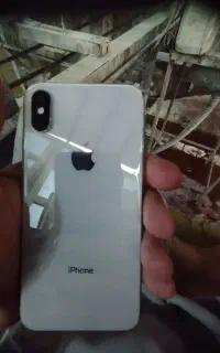 ایفون xs
