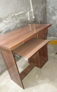 میز کامپیوتر