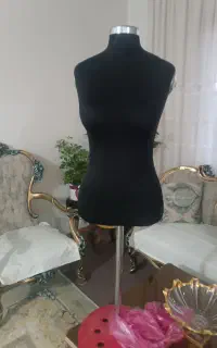 مانکن بالاتنه سوزن خور ترک در حد نو  خودم آوردم