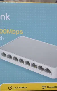 سوییچ ۸پورت