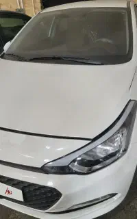 هیوندا i20 سفید