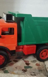 ماشین بچگانه