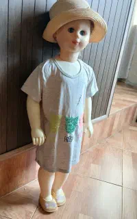 عروسک مانکن