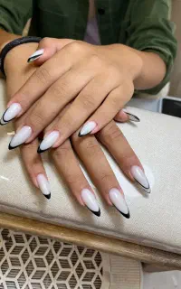 کاشت ناخن