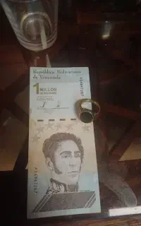اسکناس بولیوار ونزوئلا
