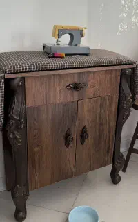 میز چرخ خیاطی و اتو
