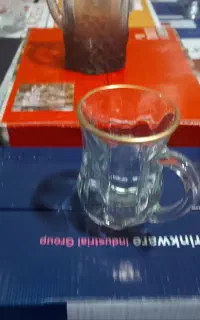 نیم لیوان کوچیک چایی خوری