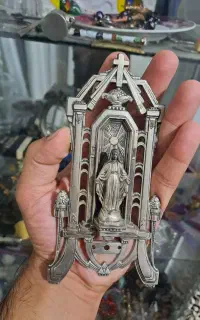 مجسمه دیوار کوب قدیمی کلکسیونی جنس سرب