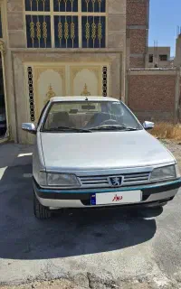 پژو ۴۰۵ مدل ۸۹ داخل کرم
