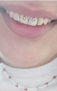 خدمات پیرسینگ Maviy