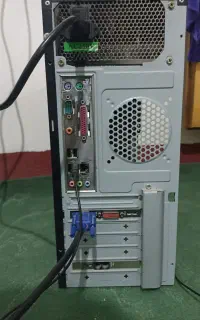 کیس و مانیتور و اسپیکر