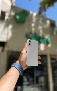 ایفون ۱۶ نرمال باطری ۱۰۰