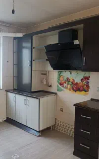 ۱۰۰ متر خیابان نوبهار غربی
