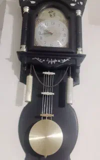 ساعت دیواری