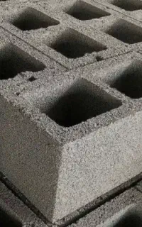 نیازمند استادکار بلوک زن