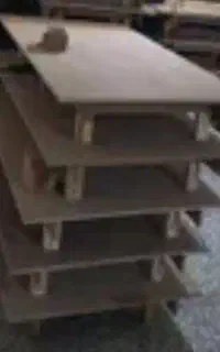 دوعدد ستکا تخت چوبی
